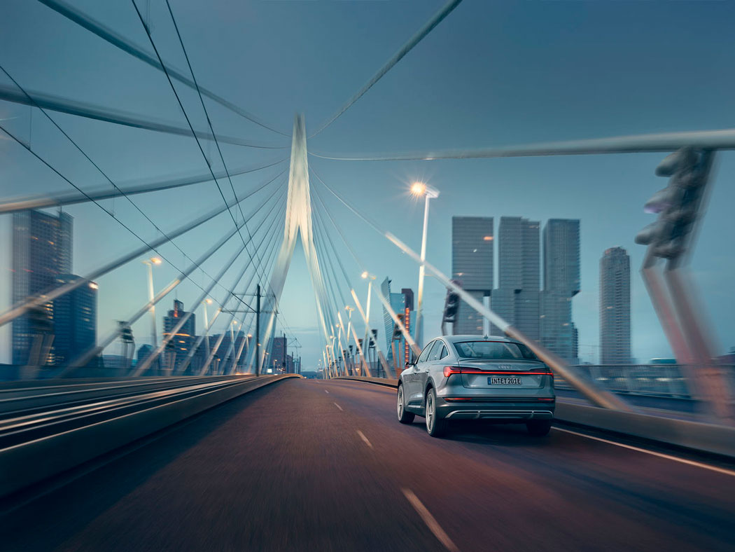Frithjof Ohm incl. Pretzsch photographs the international campaign of the New Audi e-tron Sportback.